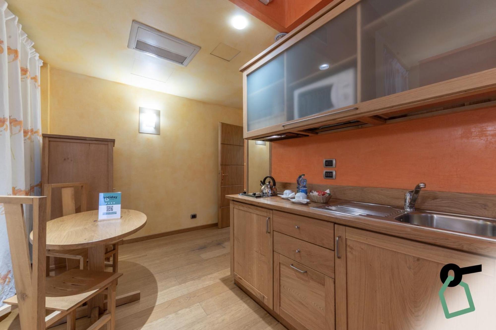 Hotiday Discovery - Residence Verona Exterior foto