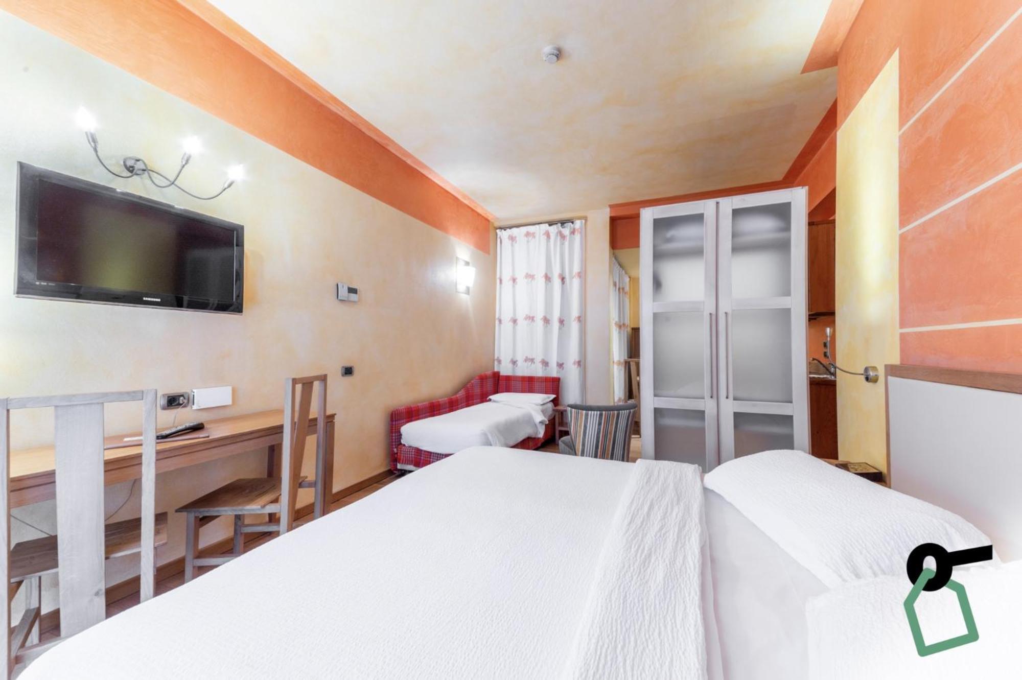 Hotiday Discovery - Residence Verona Exterior foto