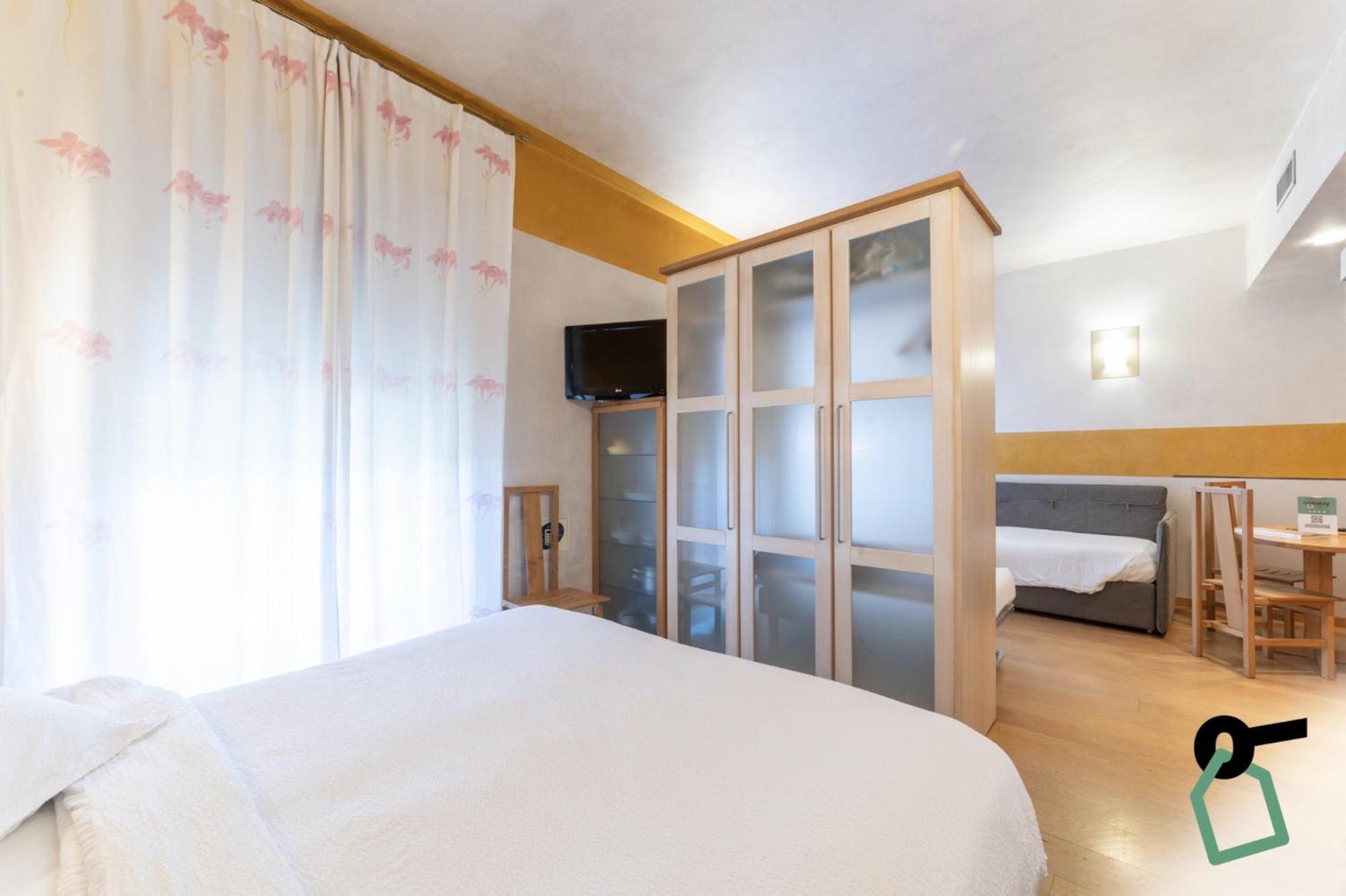 Hotiday Discovery - Residence Verona Exterior foto